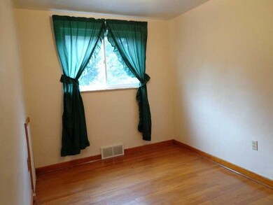 Bedroom. 3rd Bedroom