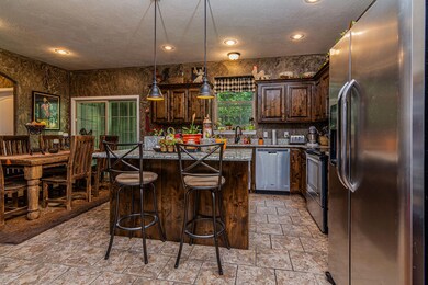 822STrailPointCtNixa-4Kitchen(1)