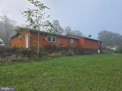 3165 Springfield Pike, Springfield, WV 26763 - photo 2