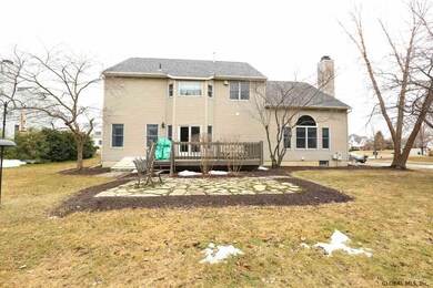 146 Kennewyck Cir, Slingerlands, NY 12159 - photo 3