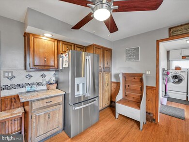 120 Ronald Ave, Orwigsburg, PA 17961 - photo 7