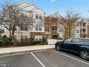 12008 Amber Ridge Cir unit 202, Germantown, MD 20876 - photo 2