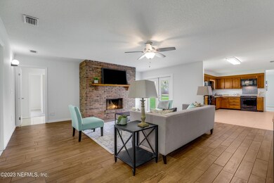 2568 Mockingbird Dr, Middleburg, FL 32068 - photo 2