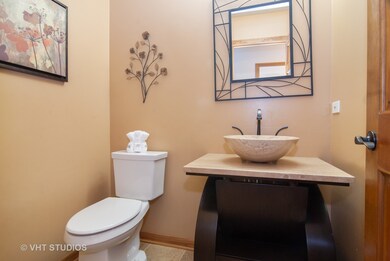 1503 Carlyle Rd, Naperville, IL 60564 - photo 6