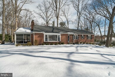 42 Sandywood Dr, Doylestown, PA 18901 - photo 2