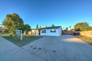 956 S Hobson-3