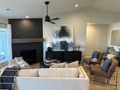 2574 S 2430 W unit 503, Syracuse, UT 84075 - photo 6