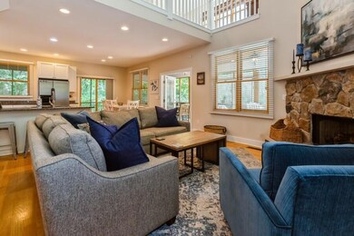 Living Rm