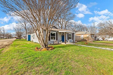 316 Marengo St, Cleburne, TX 76033 - photo 4