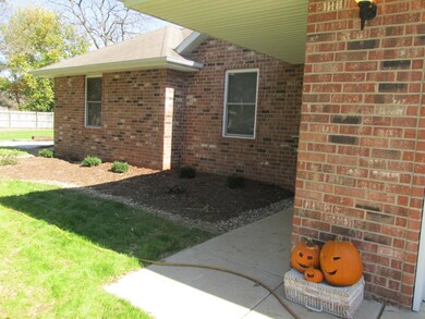 508 N Cherry Circle NIXA
