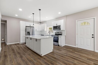 818 W 8th St, Marysville, OH 43040 - photo 5