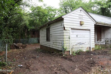 3571 San Juan lft side
