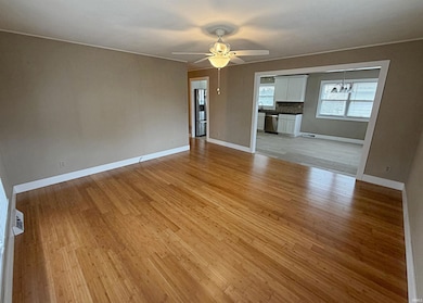 603 E John St, Washington, IN 47501 - photo 5