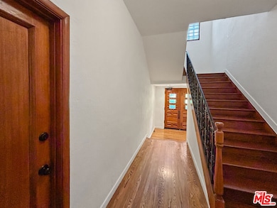 1220 N La Cienega Blvd unit F2, West Hollywood, CA 90069 - photo 5