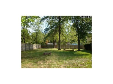 685 Sheffield Rd, Sheffield Lake, OH 44054 - photo 5