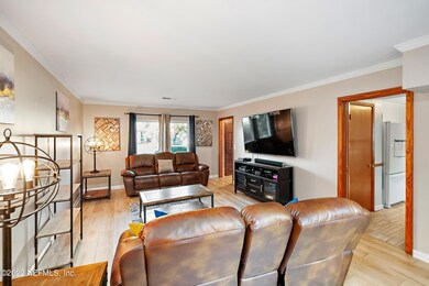 4328 Dazet Ct, Jacksonville, FL 32210 - photo 6