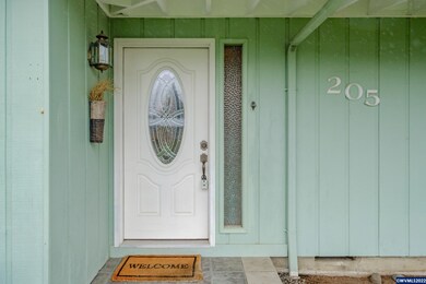 205 SE Fir Villa Rd, Dallas, OR 97338 - photo 2