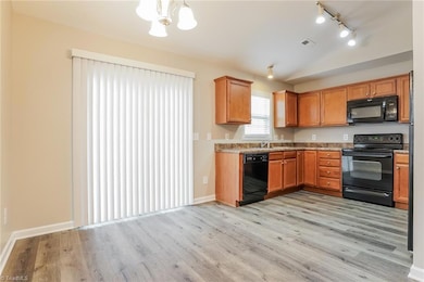 3915 Bluestem Dr, Greensboro, NC 27405 - photo 5