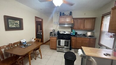 32 Slater St, Fall River, MA 02720 - photo 3