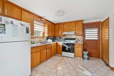 79 Auburn St unit 81, Saugus, MA 01906 - photo 4