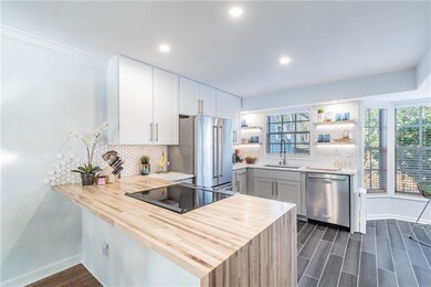 Newly Renovated Kitchen