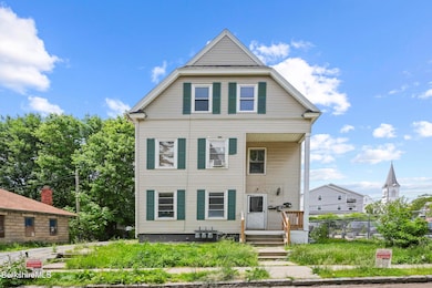 23 Ashton St, Worcester, MA 01605 - photo 3