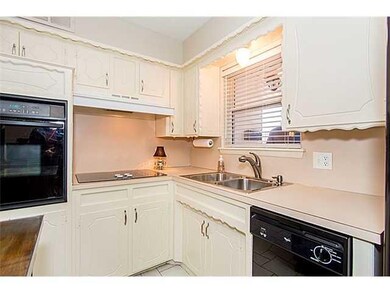 4204 NW 52nd St, Oklahoma City, OK 73112 - photo 4