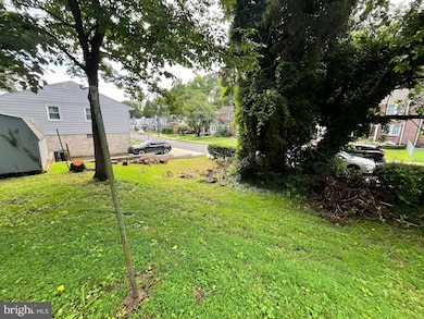 702 Cedar Ave, Lansdowne, PA 19050 - photo 4