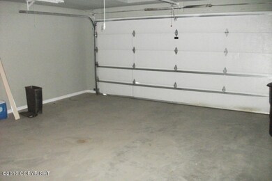 2-Car Garage