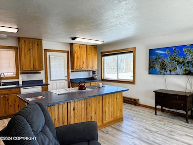 7010 Foothill Dr, Anchorage, AK 99504 - photo 6