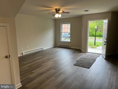 70 Briarwood Ln unit 1, Berkeley Springs, WV 25411 - photo 3