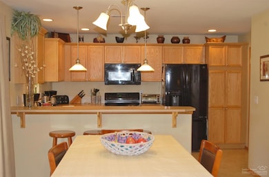 3412 SW Indian Place, Redmond, OR 97756 - photo 7