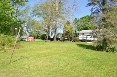 90 Passmore Rd, Bechtelsville, PA 19505 - photo 7