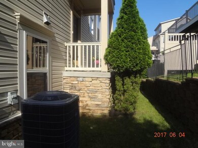 4337 Vintage Ivy Ln, Owings Mills, MD 21117 - photo 3