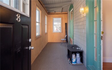 8 Pleasant St unit 2, Newport, RI 02840 - photo 4
