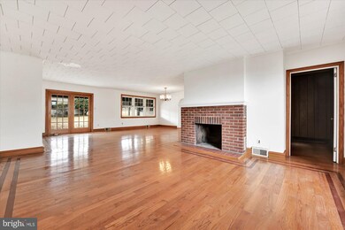 2850 Cedar Grove Rd, Broomall, PA 19008 - photo 3