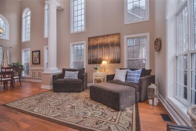 Can't you just imagine your next holiday gathering in here?