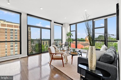 Octave 1320 unit 702, Silver Spring, MD 20910 - photo 2