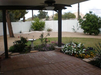 646 E Calavar Beautiful Yard and Patio -