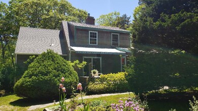 233 Daggett Ave, Vineyard Haven, MA 02568 - photo 4