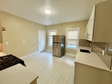 16 Dalrymple St unit 3, Jamaica Plain, MA 02130 - photo 4