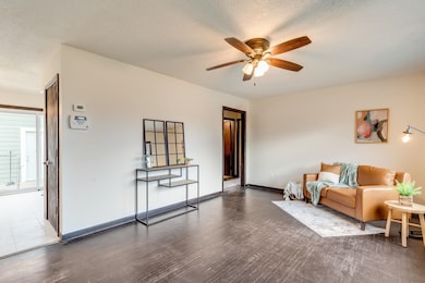 816 W Savannah St, Wichita, KS 67217 - photo 4