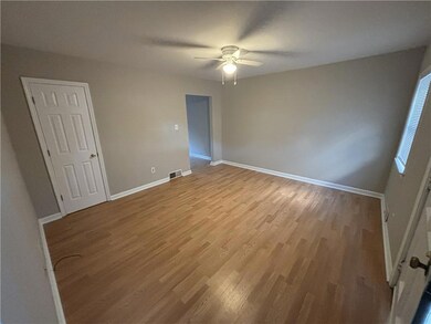 625 Simmons St, Gainesville, GA 30501 - photo 2