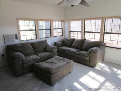 535 Eufaula Rt 4, Eufaula, OK 74432 - photo 4