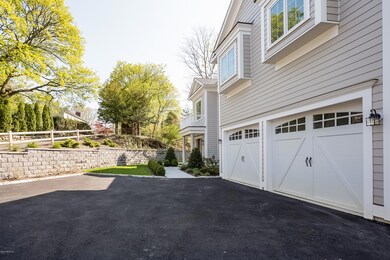 045-Front_View-4079556-large