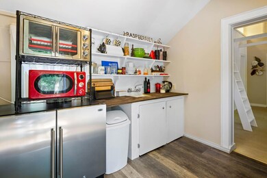 226 Us-6 unit 4, Truro, MA 02666 - photo 7