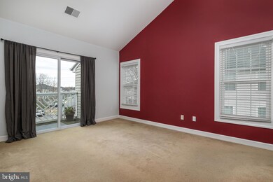 8111 Lacy Dr unit 301, Manassas, VA 20109 - photo 7