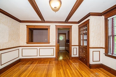 58 Franklin Ave, Swampscott, MA 01907 - photo 3