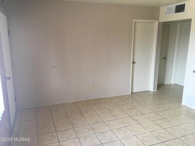 426 E Navajo Rd, Tucson, AZ 85705 - photo 6