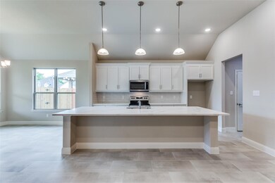 8304 Rockway St, White Settlement, TX 76108 - photo 2